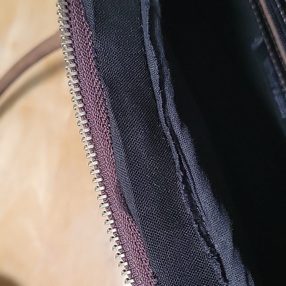 Cuoio Leather Satchel - Picture 14 of 14